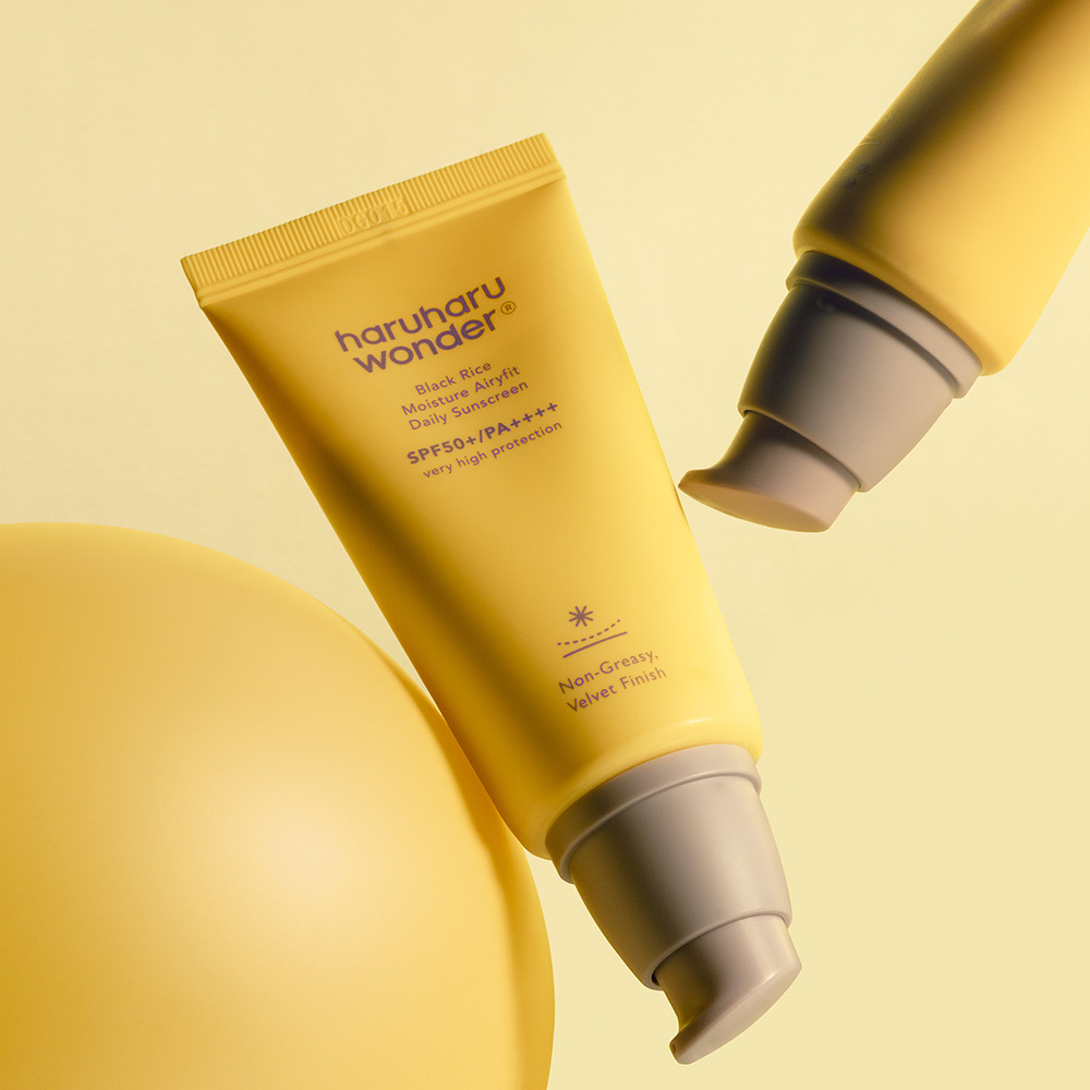 Haruharu wonder Black Rice Moisture Airyfit Daily Sunscreen Duo