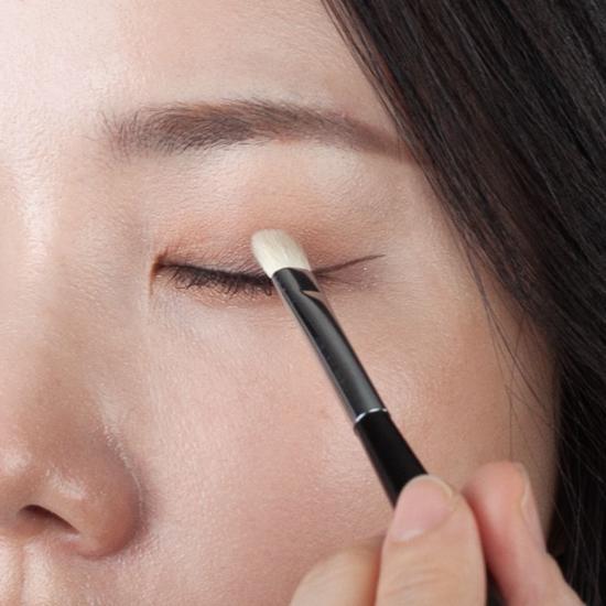 HWAHONG M 206 Eye Shadow Brush | OLIVE YOUNG Global