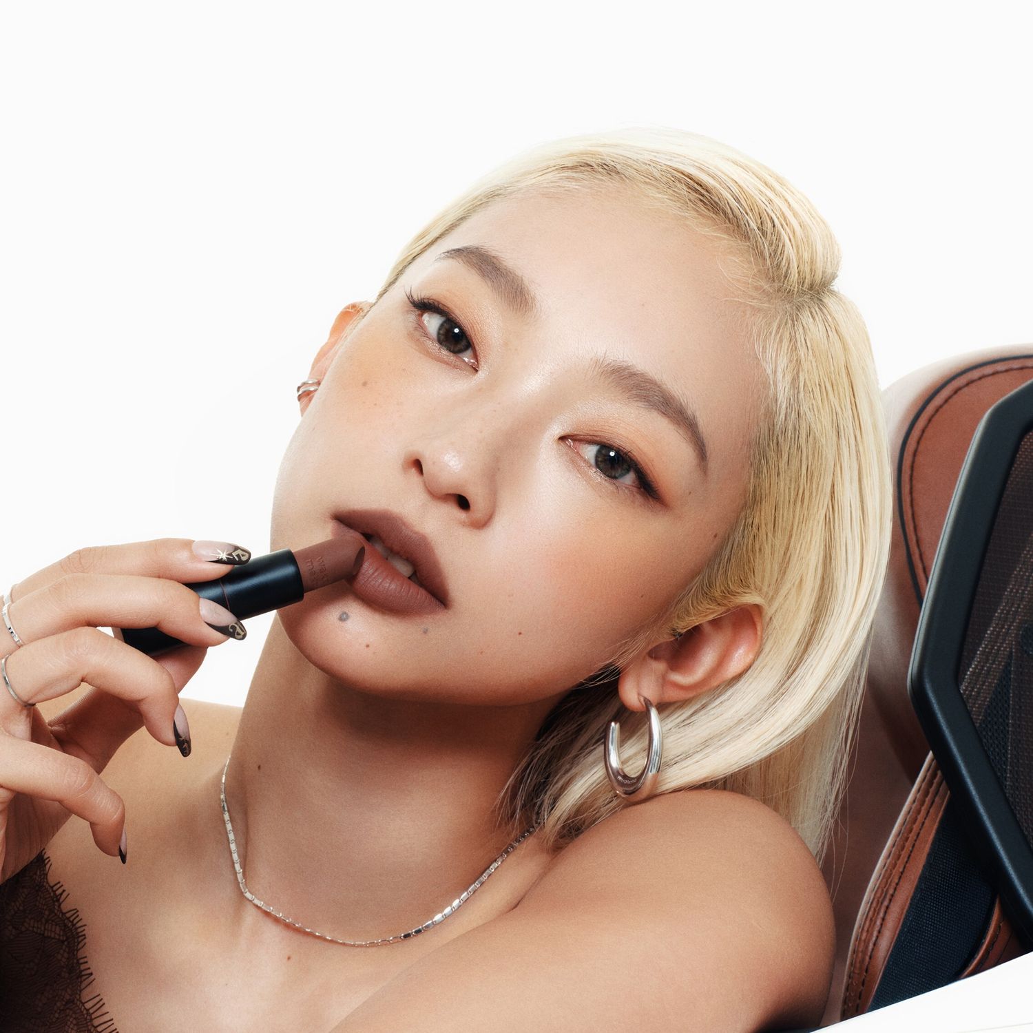 WAKEMAKE ソフトブラーリングバームスティック | OLIVE YOUNG Global