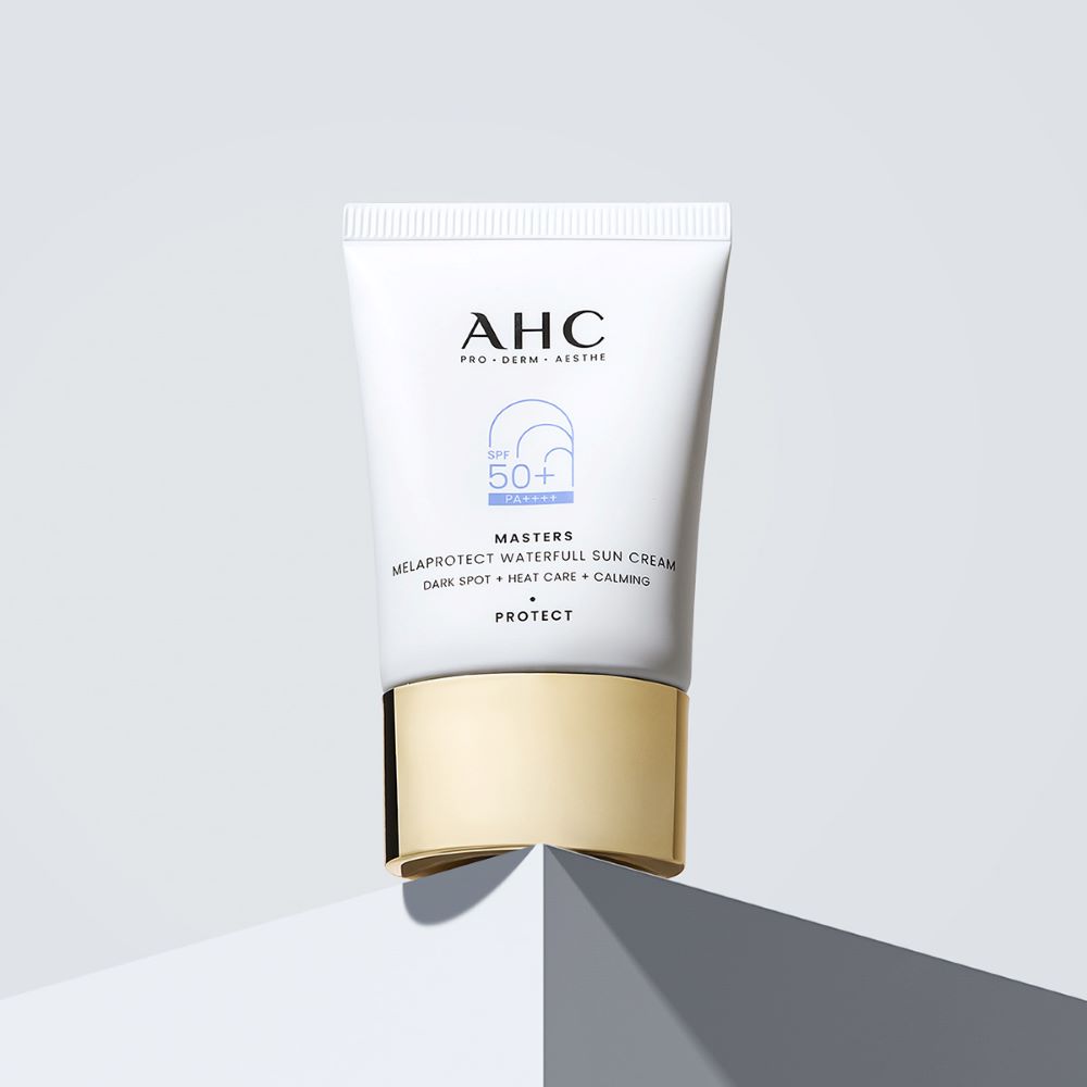 AHC マスターズメラプロテクトウォーターフル日焼け止め 40ml | OLIVE