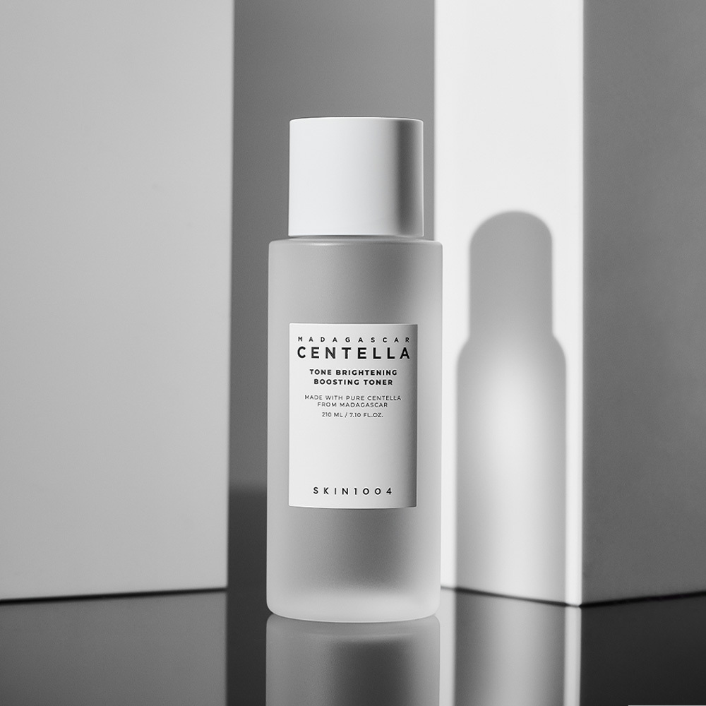Madagascar Centella Tone Brightening Boosting Toner