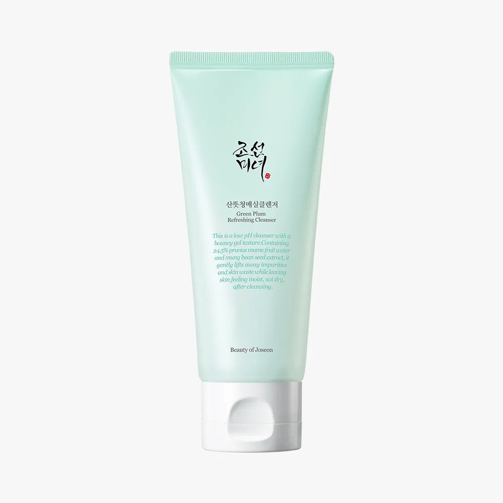Green Plum Refreshing Cleanser