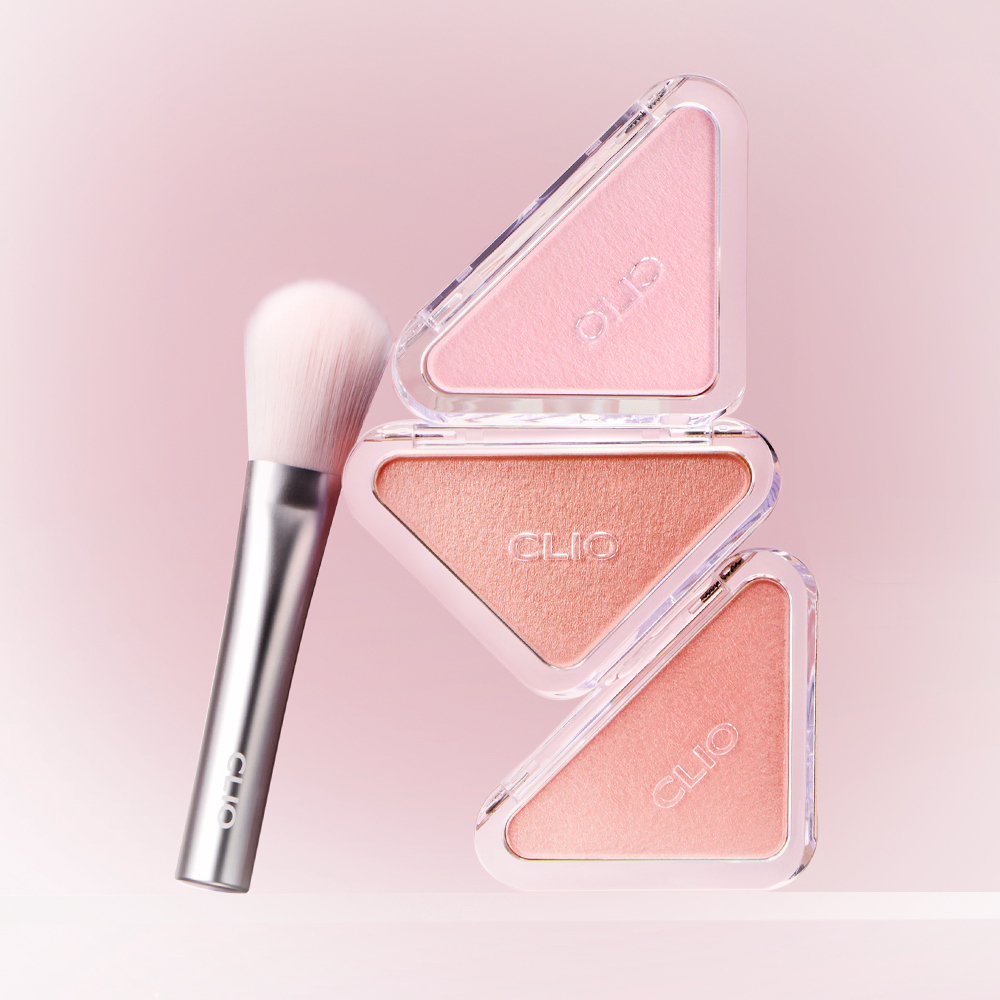 CLIO エッセンシャルブラッシュタップ (企画/単品) (全10色) | OLIVE