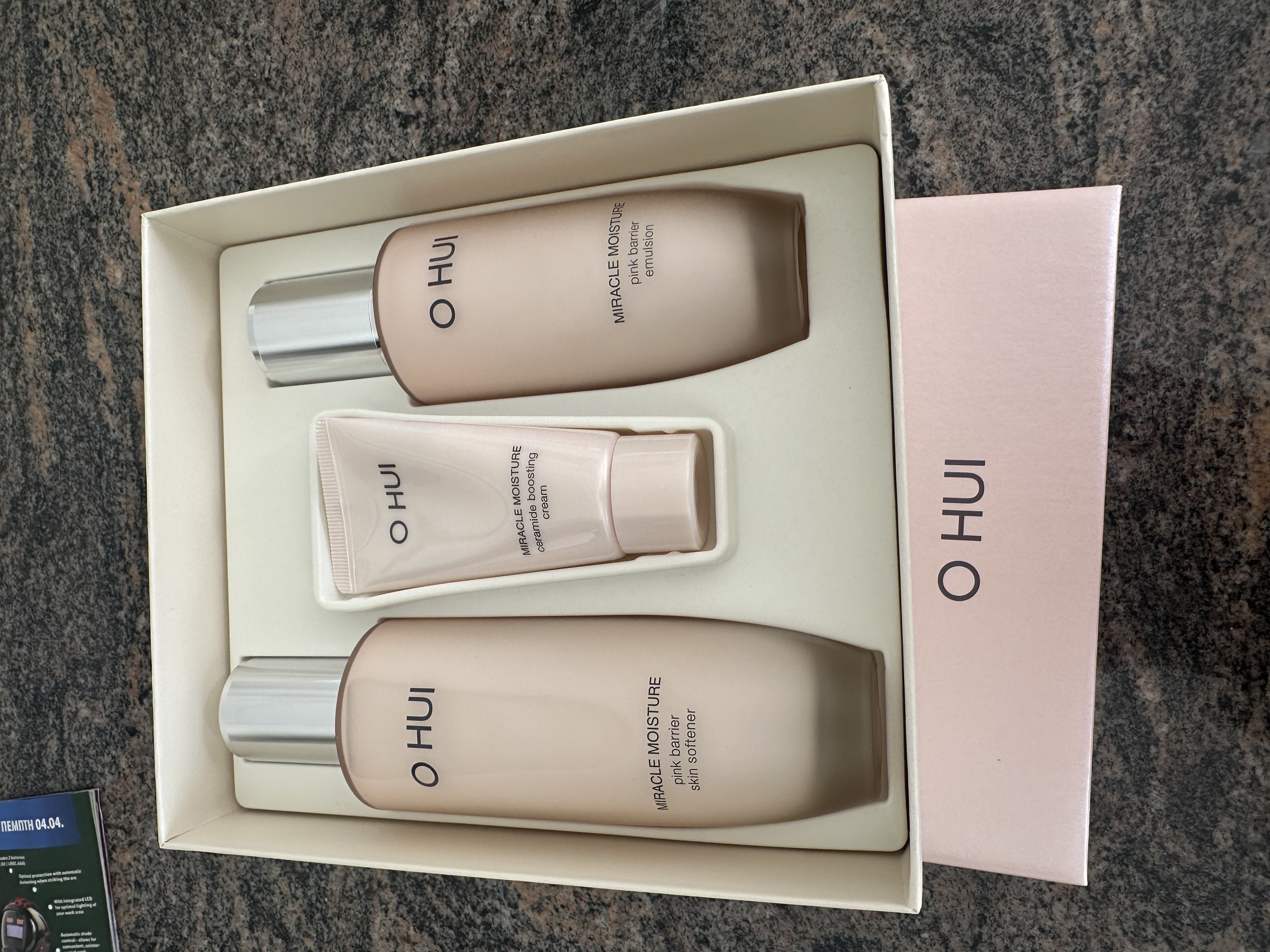 O HUI ミラクルモイスチャーピンクバリア2種 企画セット | OLIVE YOUNG