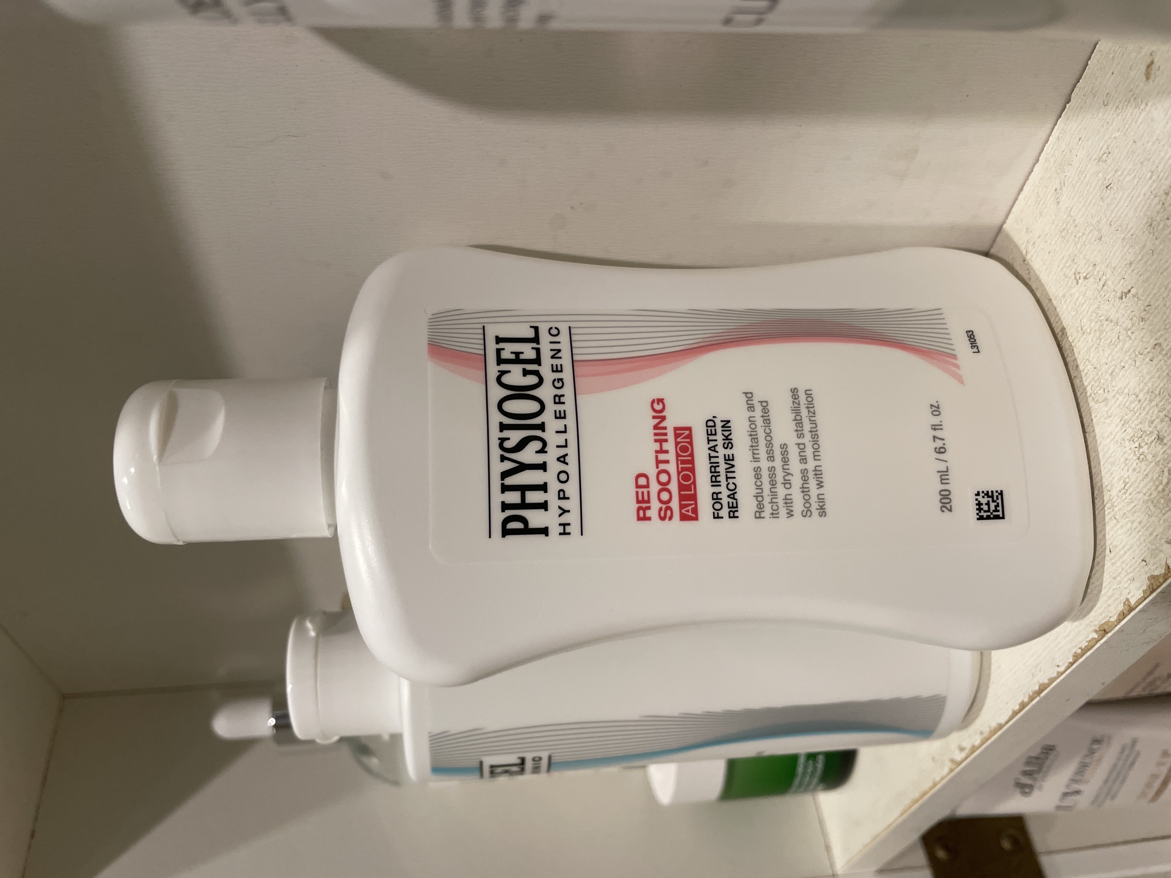 PHYSIOGEL レッドスージング AI 鎮静保湿ローション液 200ml PHYSIOGEL レッドスージング AI 鎮静保湿ローション液 200ml