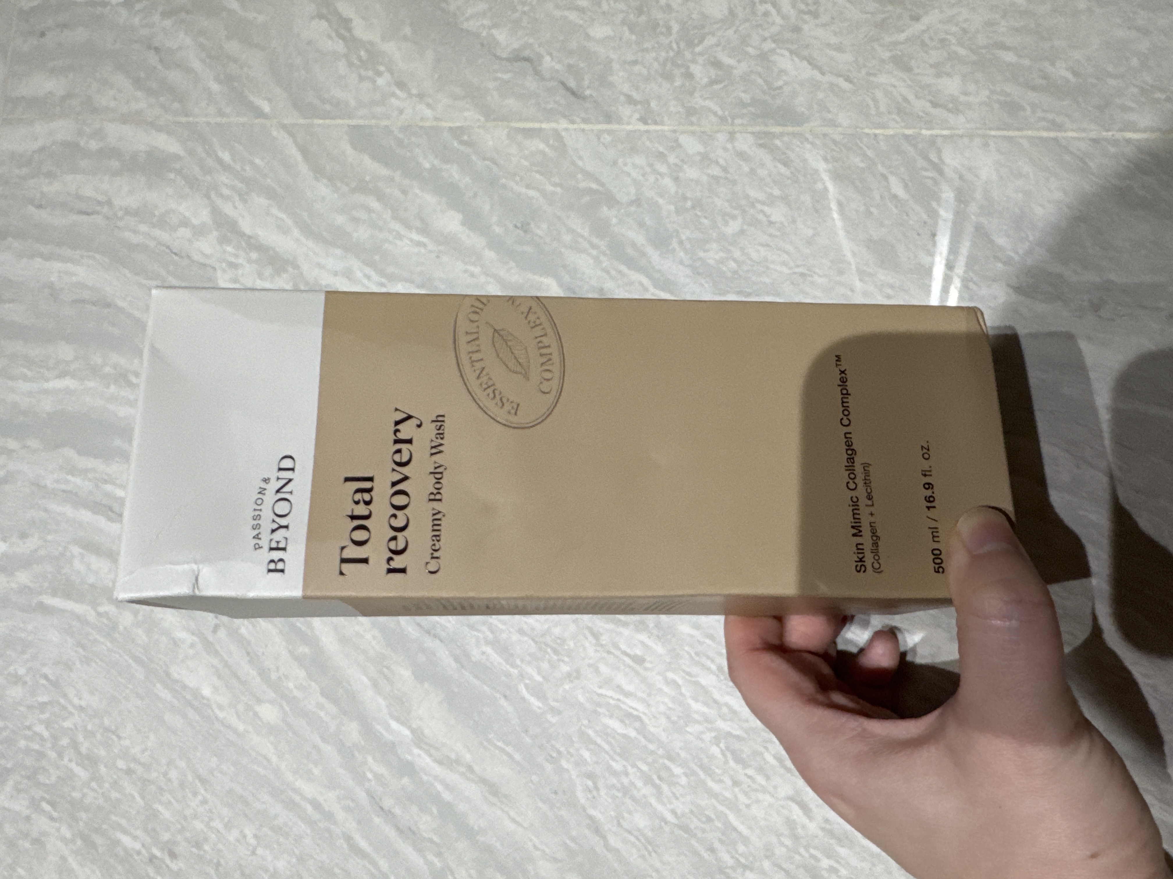 Beyond トータルリカバリークリーミーボディウォッシュ500ml | OLIVE