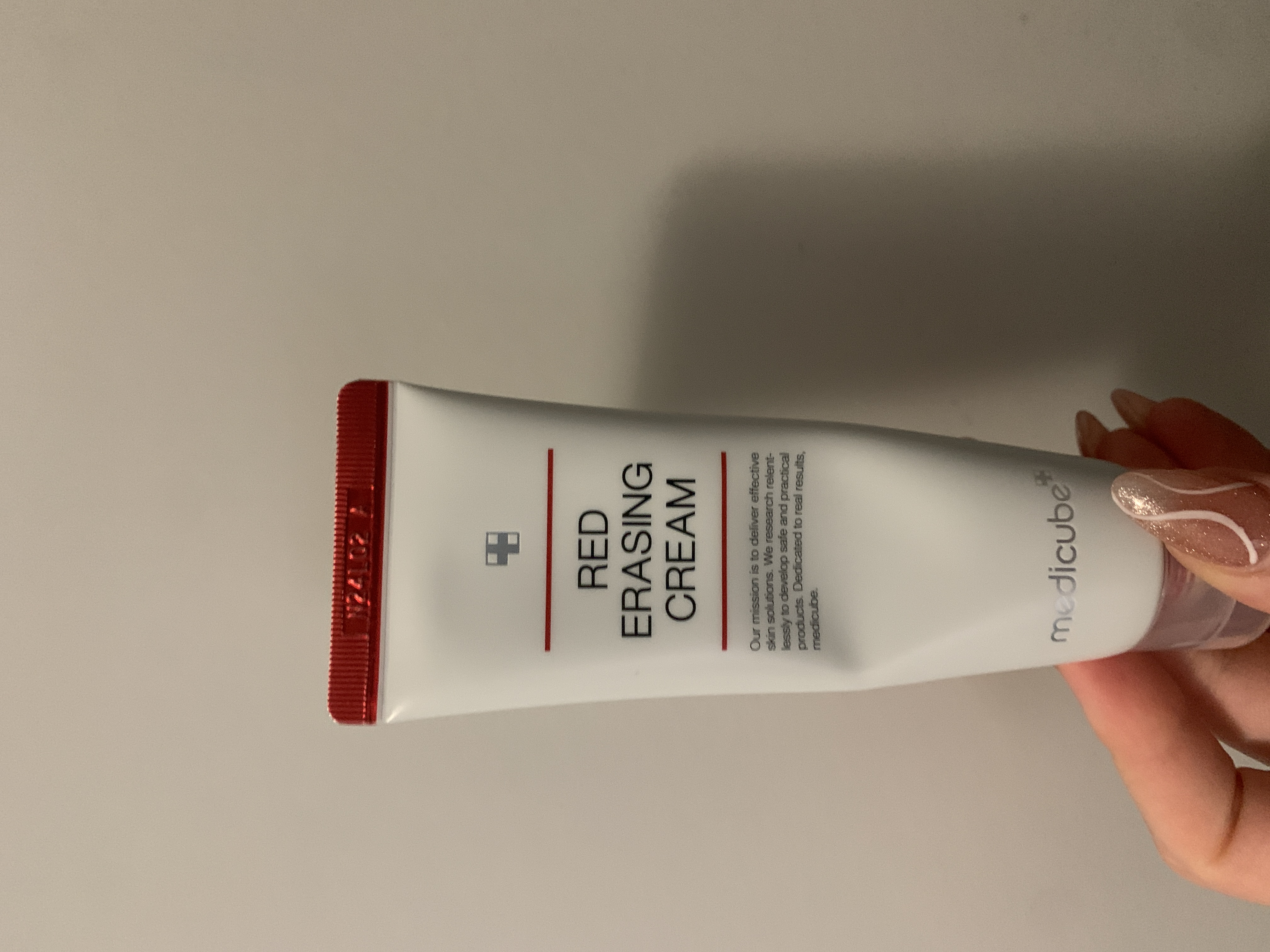 medicube レッドイレージングクリーム 2.0 50ml | OLIVE YOUNG