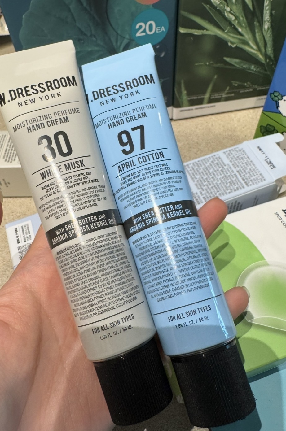W.DRESSROOM パフュームハンドクリームNo.30ホワイトムスク | OLIVE