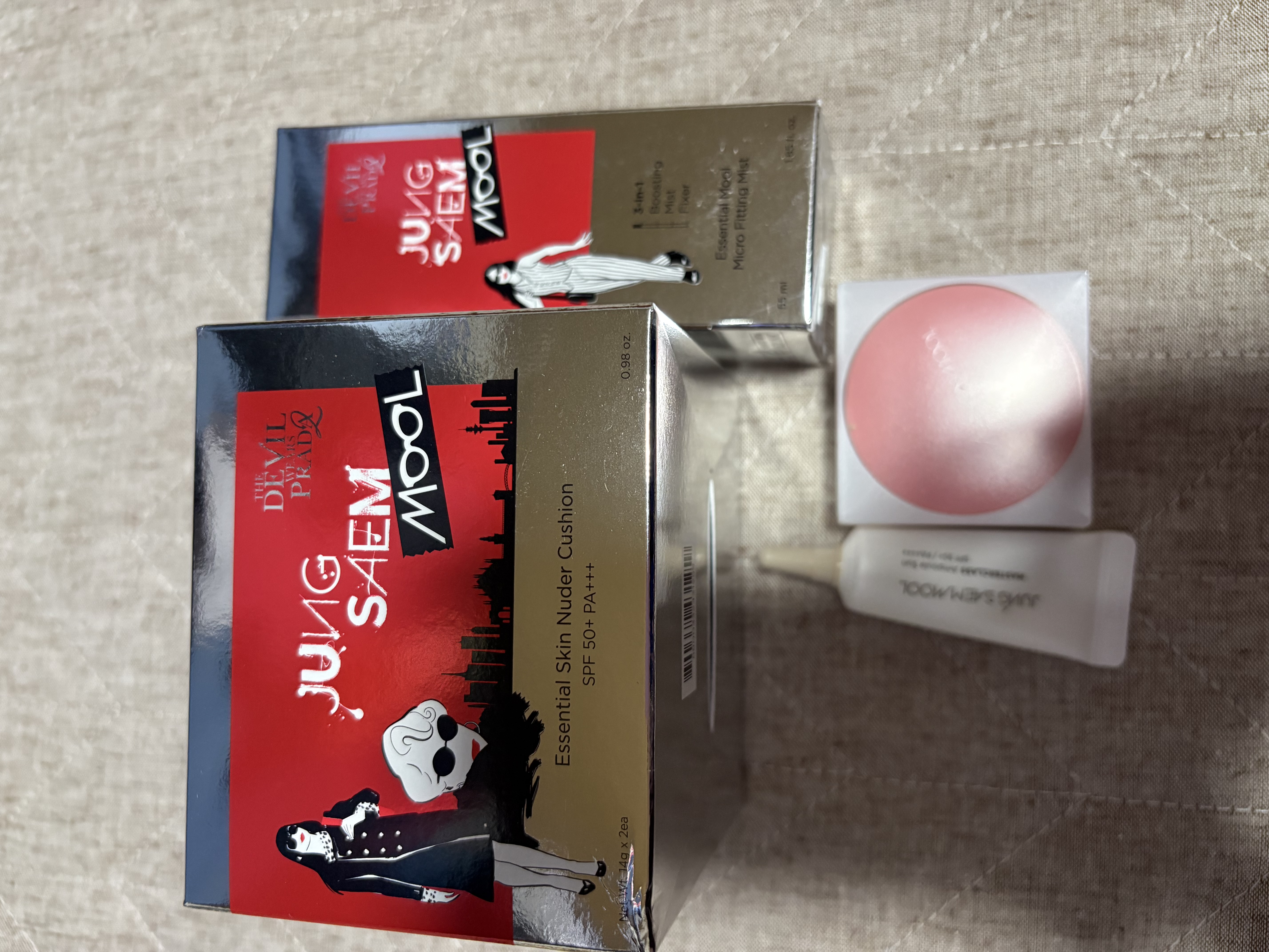 The DEVIL Wears PRADA] JUNGSAEMMOOL Essential Skin Nuder Cushion