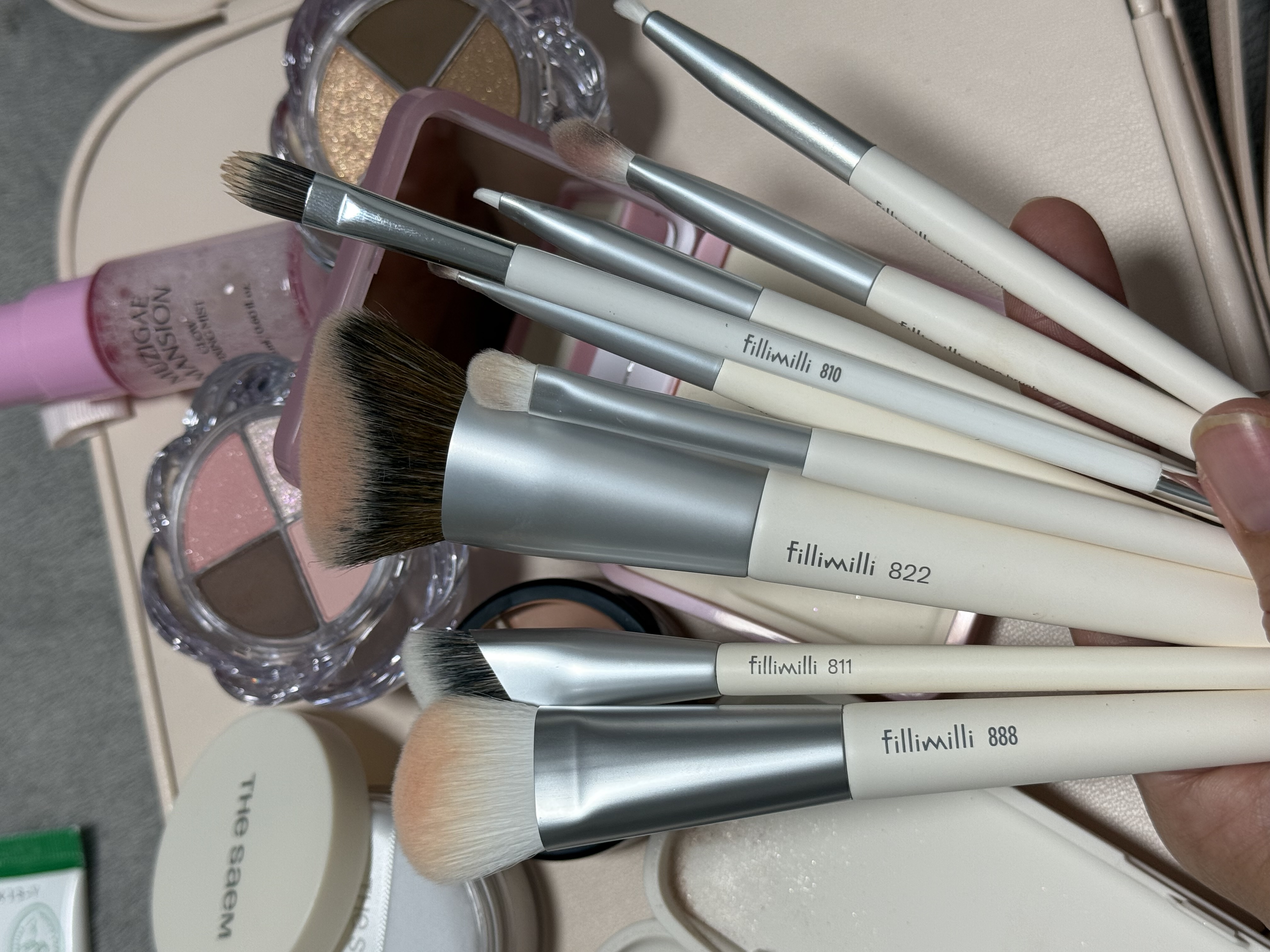 Fillimilli コレクターブラシ 811 (リニューアル) | OLIVE YOUNG Global