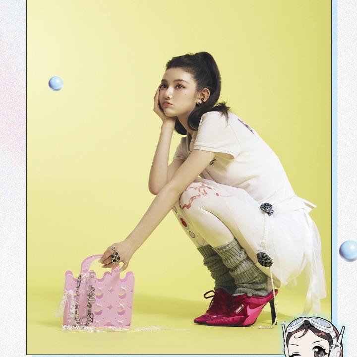 NewJeans(ニュージーンズ・ニュジ) GET UP バニービーチバッグ