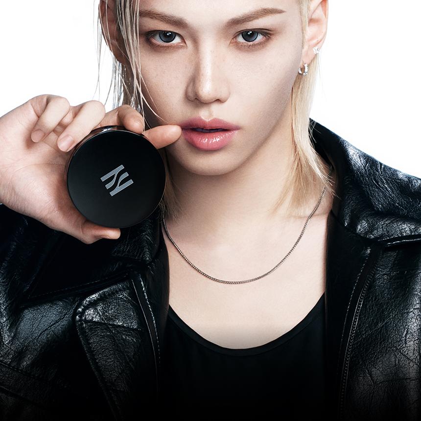HERA Black Cushion Foundation Refill Set (9 Shades)