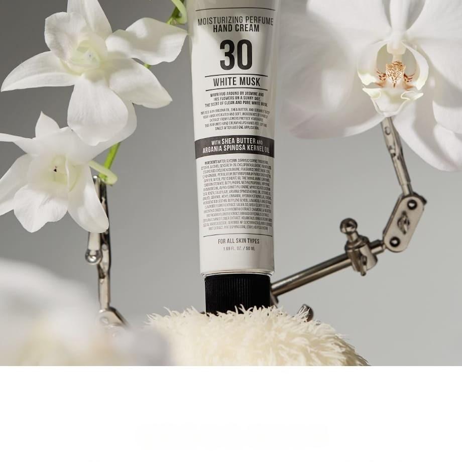 W.DRESSROOM Moisturizing Perfume Hand Cream No.30 WHITE MUSK