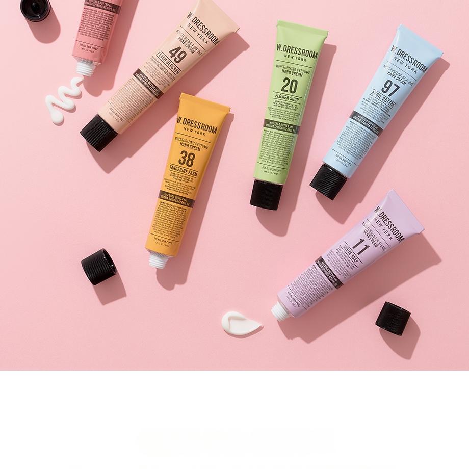 W.DRESSROOMパフュームハンドクリーム | OLIVE YOUNG Global