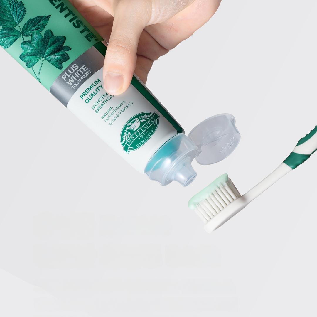 DENTISTE Travel Pack (Toothbrush, Toothpaste) | OLIVE YOUNG Global